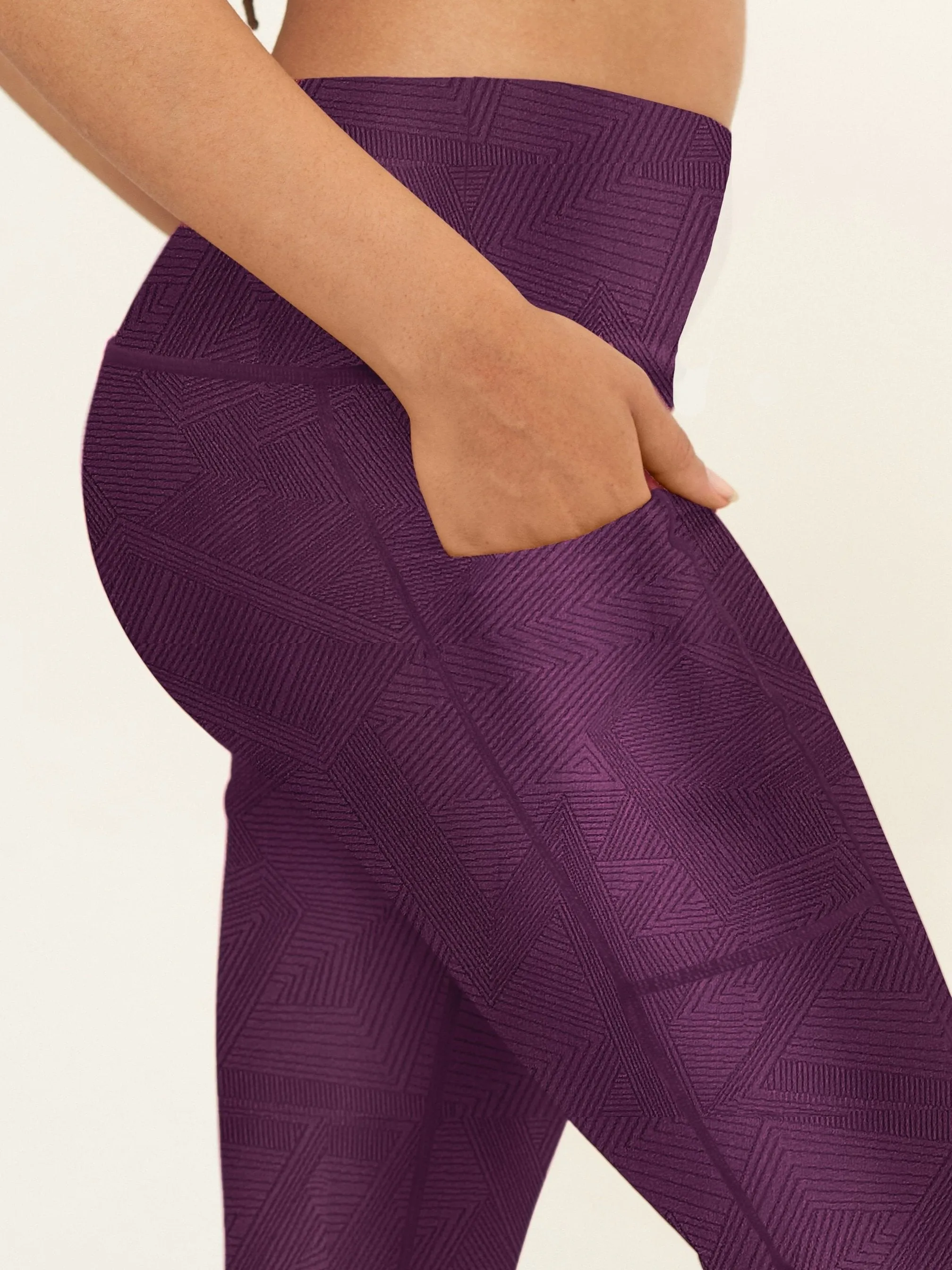 Hi-Rise Square Pocket Leggings - Sangria Geo Pattern