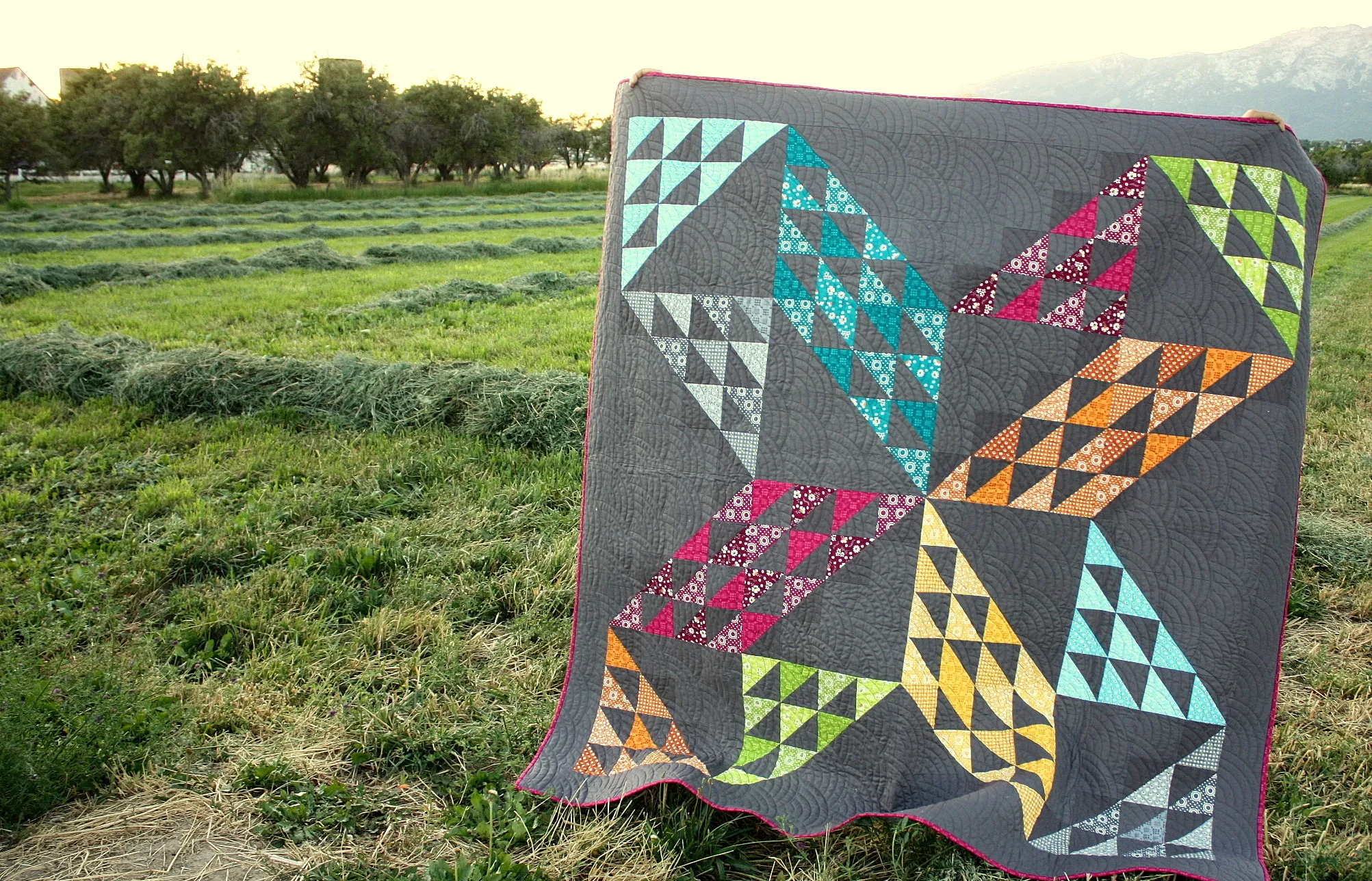 Sugarhouse Star Quilt - Paper Pattern